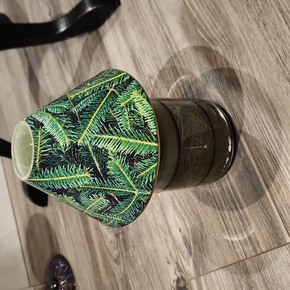 EUC Kringle Candle Company Golden Trees Decorative Glass Shade - Picture 2 of 9